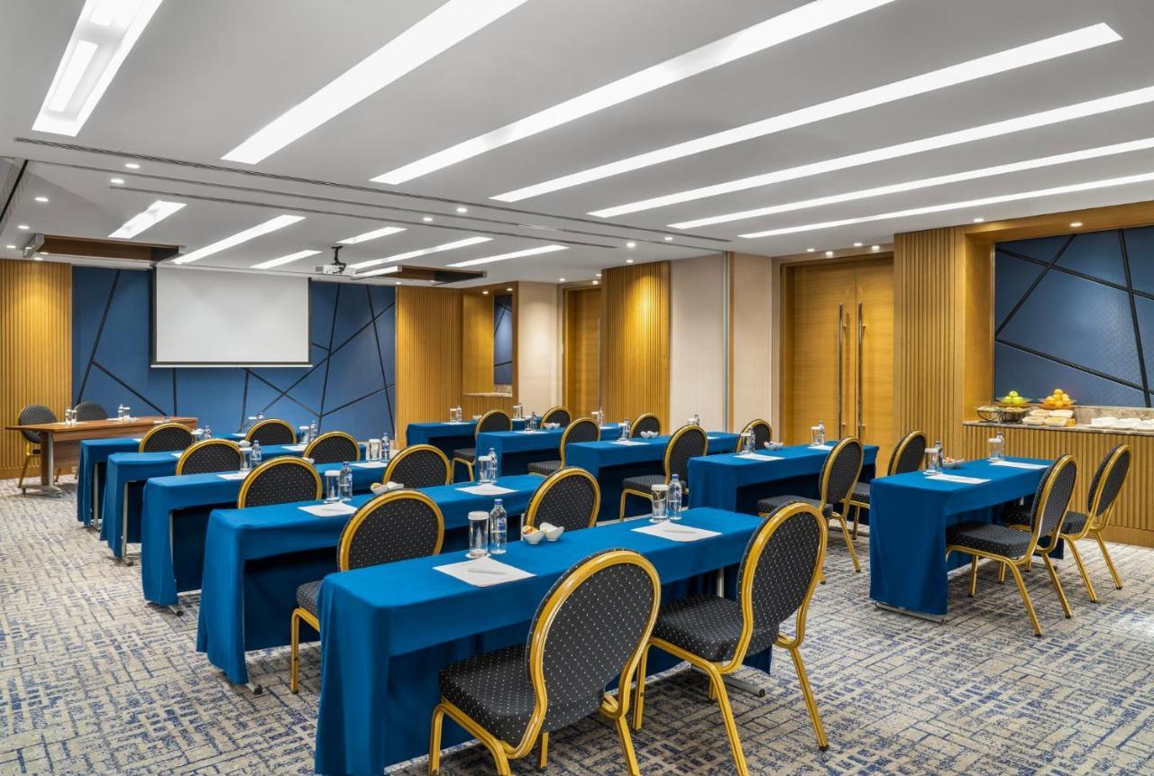 Crowne Plaza Florya Istanbul By Ihg Ξενοδοχείο Εξωτερικό φωτογραφία Meeting room